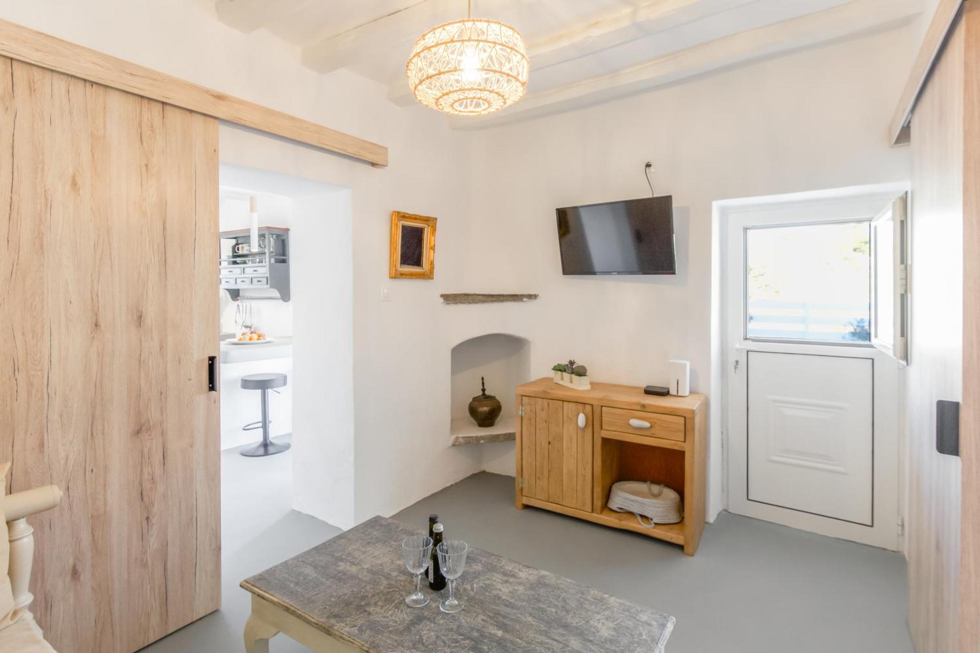 Onira Hotell Páros Exteriör bild