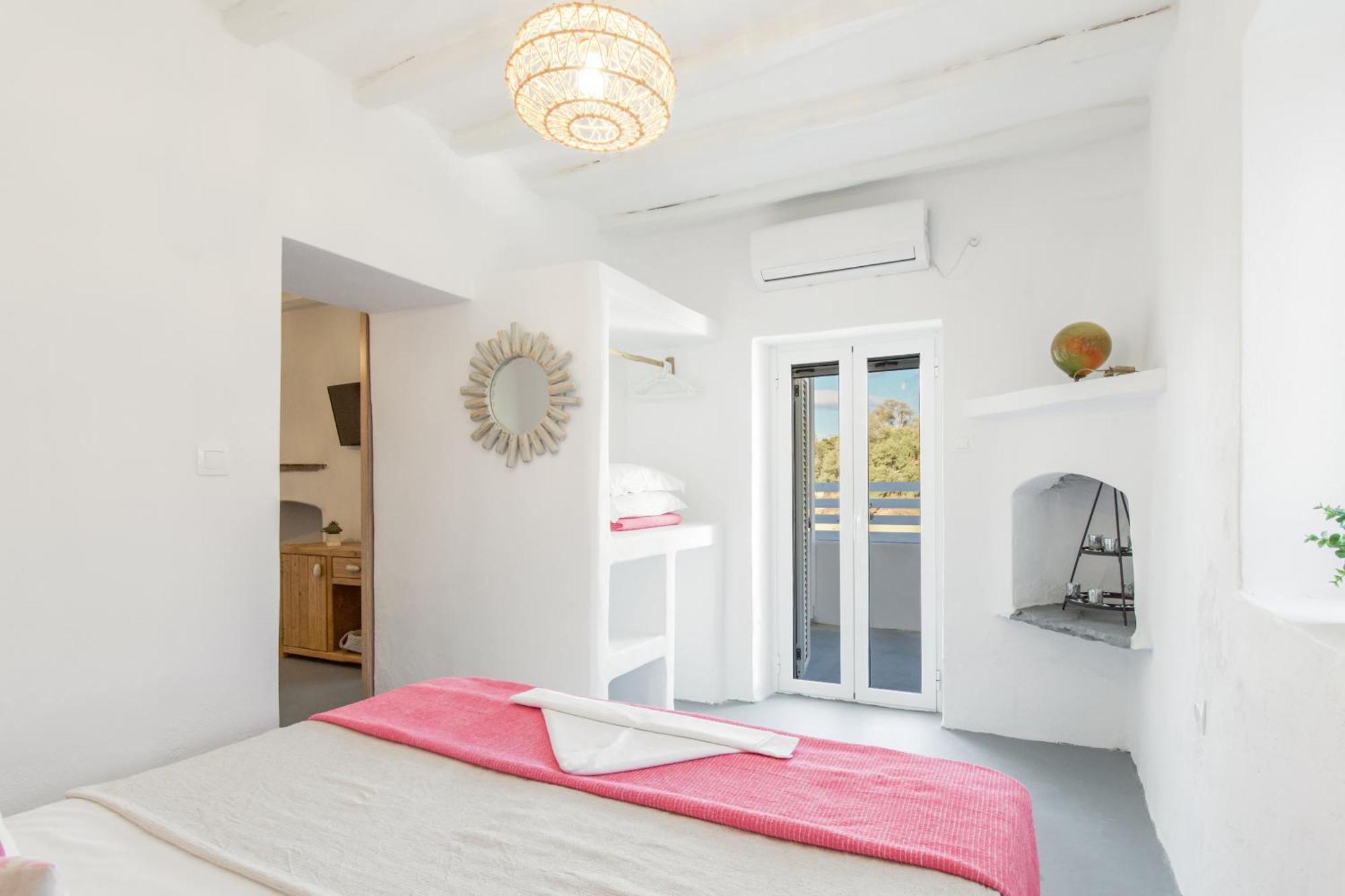 Onira Hotell Páros Exteriör bild