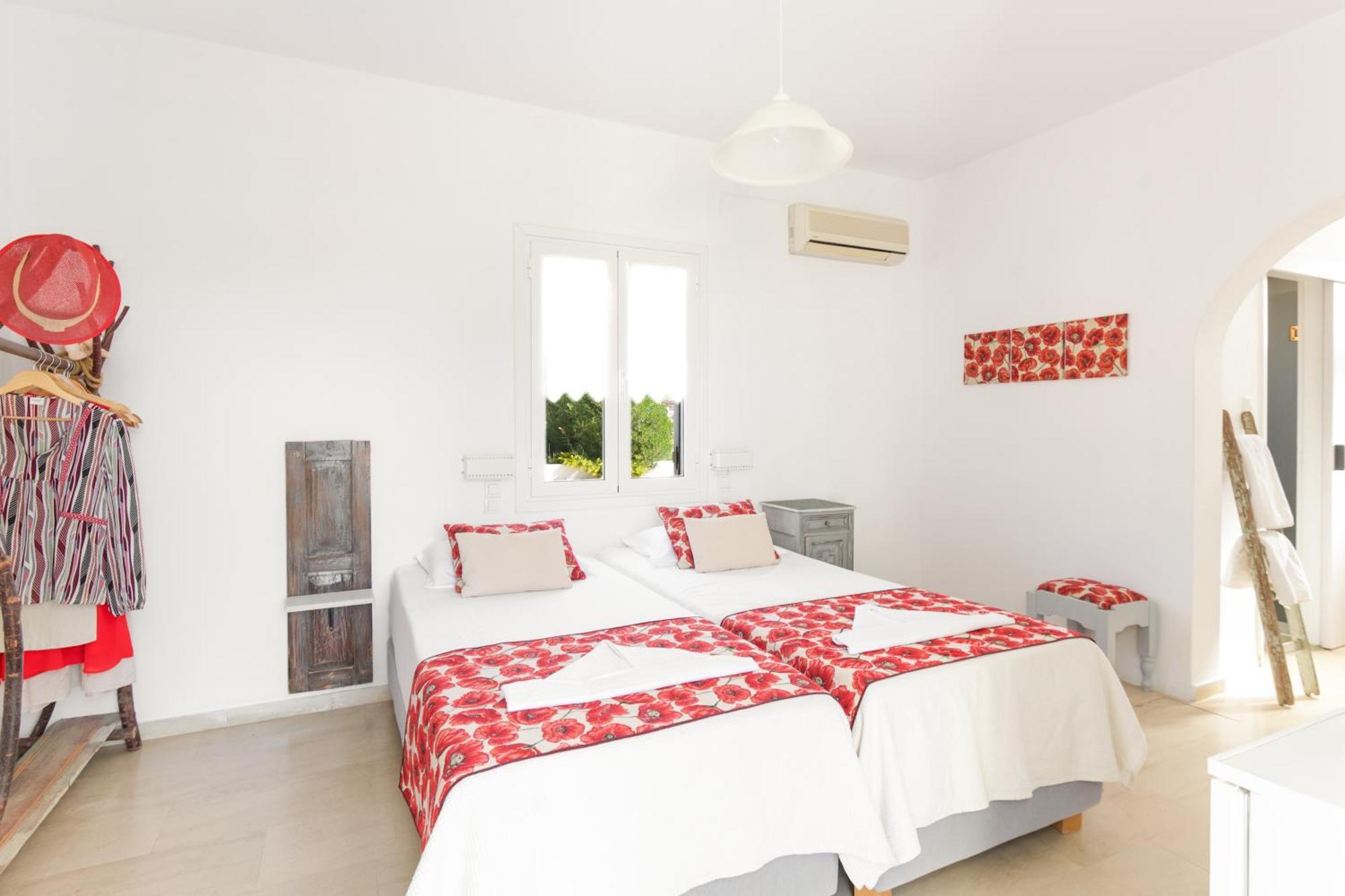 Onira Hotell Páros Rum bild